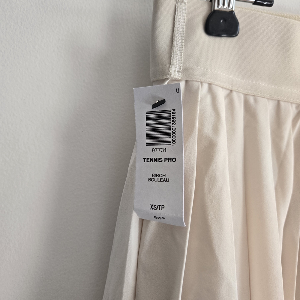 TNA Tennis Pro Skirt - Picture 2 of 3